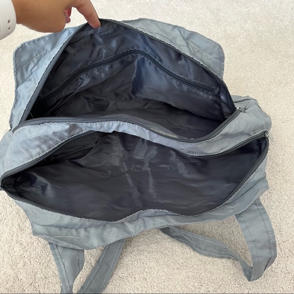 Nylon Ripstop Travel Shoulder Bag - Picture 8 of 13